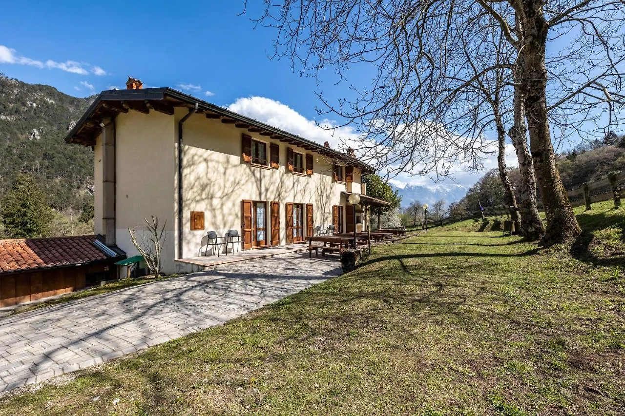 Apartment Agriturismo Val D' Egoi 2 Tremosine Italy