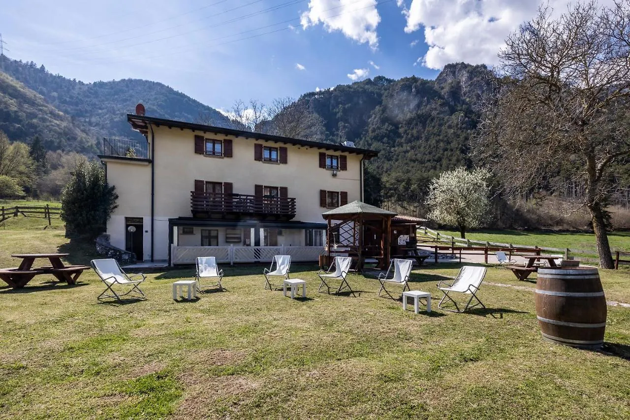 Agriturismo Val D' Egoi 2 Tremosine 0*,